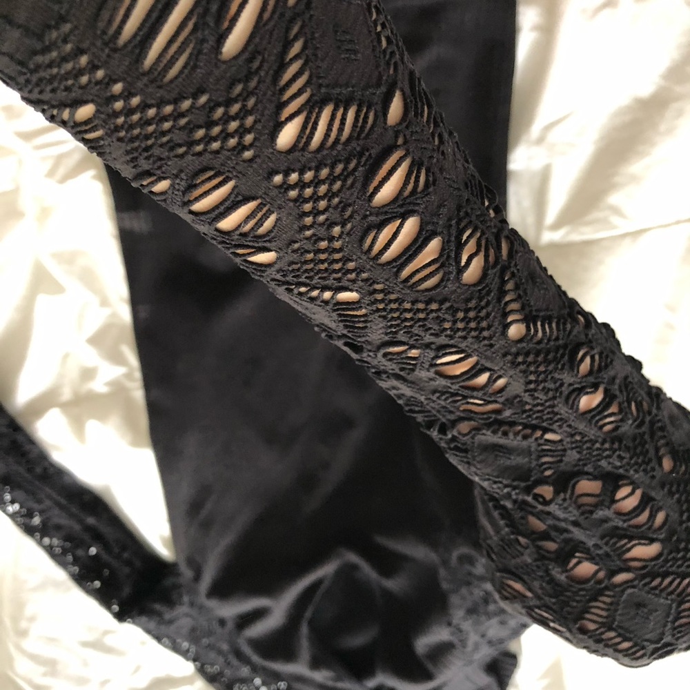 Black free people turtle neck size XS/S